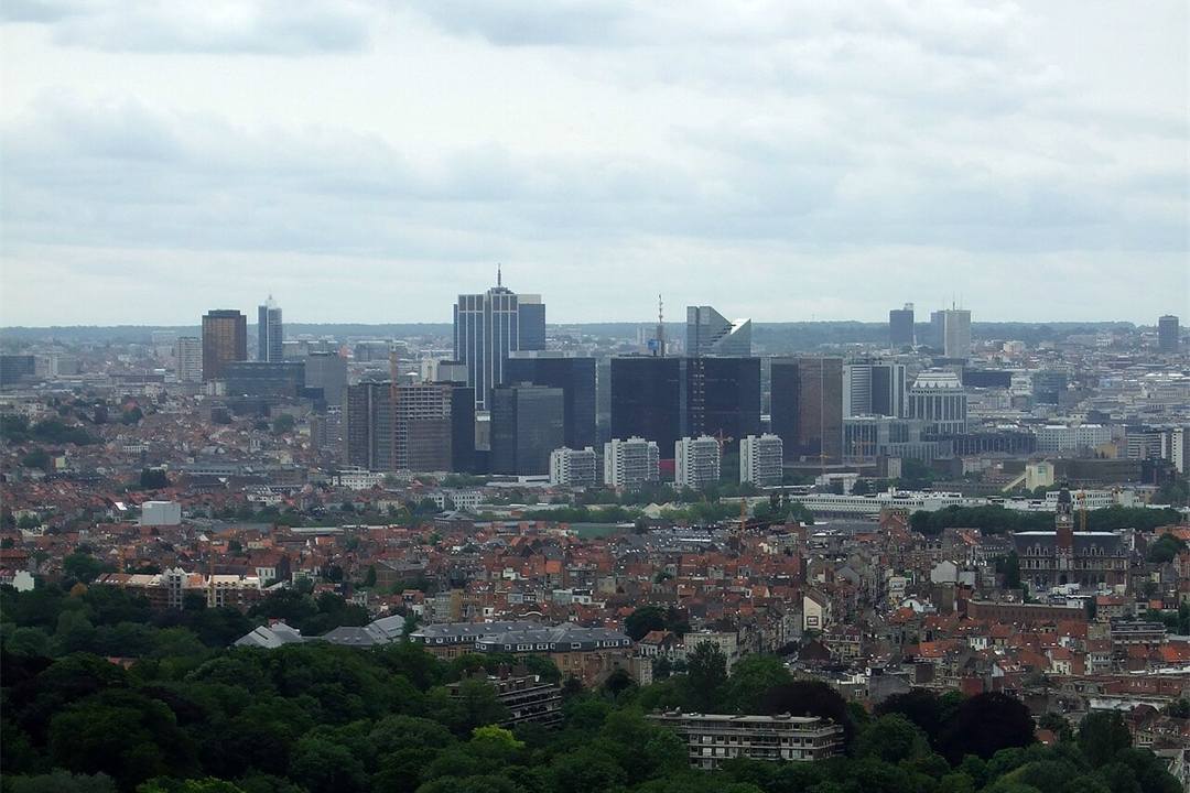 Vue depuis le salon — Appartement 4 chambres — Charleroi