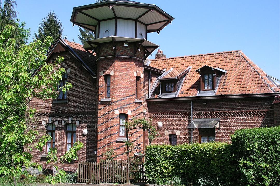 Façade — Immeuble de rapport 11 chambres — Jette