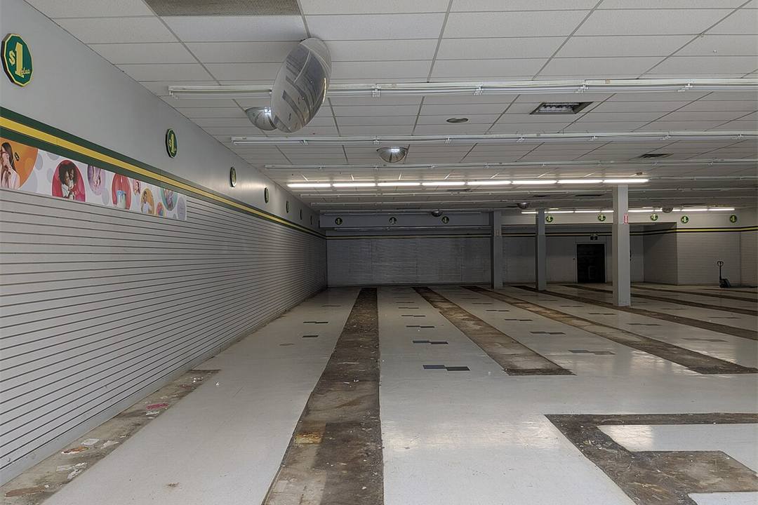 Espace commercial — Surface commerciale — Etterbeek